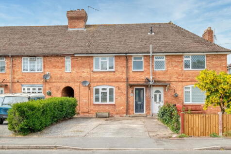 Watts Road, Studley, B80 7PU 3 bed terraced house for sale