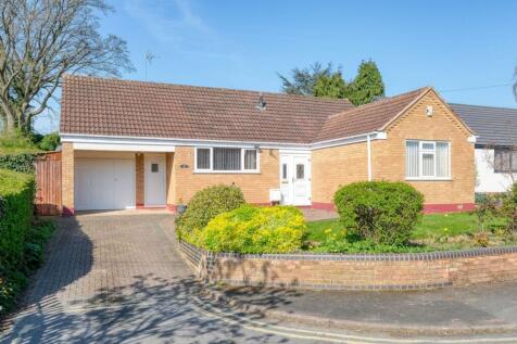 Scott Road, Redditch, B97 3 bed detached bungalow for sale