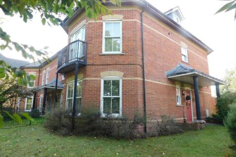 Fairmile Road, Christchurch BH23 4 bed townhouse for sale
