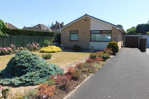 2 bedroom detached bungalow for sale