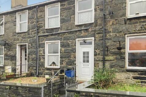 Heol Maenofferen, Blaenau Ffestiniog 2 bed house for sale