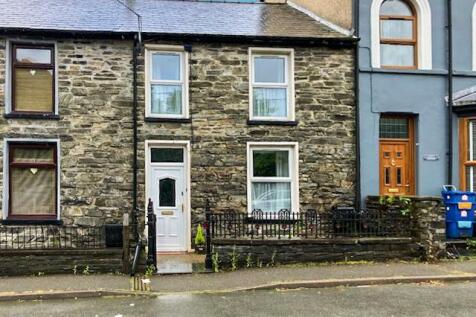 Benar View, Blaenau Ffestiniog 4 bed terraced house for sale