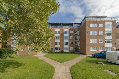 Bounds Green Road, London N11 2 bed flat for sale