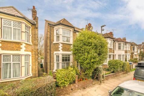 Long Lane, London N2 2 bed flat for sale