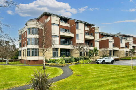 Grosvenor Road, Southport PR8 3 bed apartment for sale
