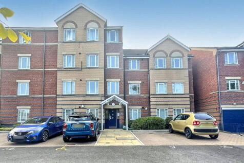 2 bedroom ground floor flat for sale