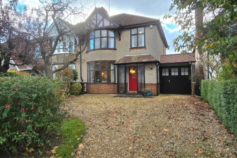 Welford Road, Kingsthorpe... 3 bed semi