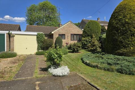 Delta Way, Kingsthorpe, Northampton... 2 bed detached bungalow for sale