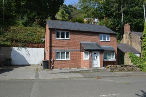 Newbridge Road, Newbridge, Wrexham... 3 bed detached house for sale