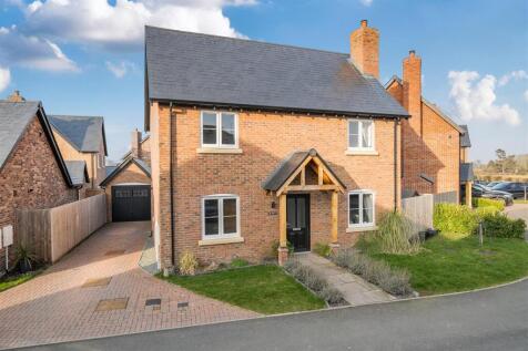 Maes Sarn Wen, Four Crosses... 4 bed detached house for sale