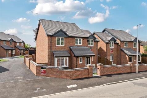 Ellesmere Road, St. Martins, Oswestry. 4 bed detached house for sale