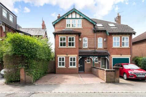 4 bedroom semi-detached house for sale