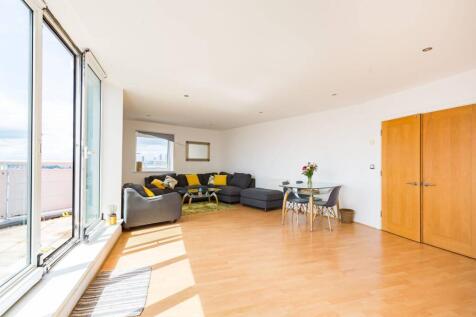 Wards Wharf Approach, E16, Royal... 3 bed flat for sale