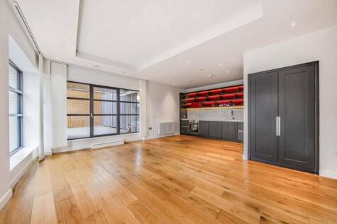 Amelia House, Canary Wharf, London, E14 2 bed flat for sale