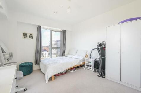 Canning Town E16, Royal Docks... 2 bed flat for sale