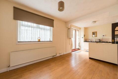 Billson Street, Isle Of Dogs, London... 3 bed house for sale