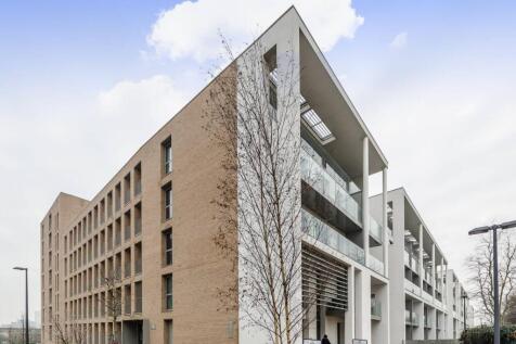 Meadow Court, E16, Royal Docks... 1 bed flat for sale