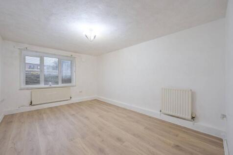 Lily Nichols House, E16, Docklands... 1 bed flat for sale