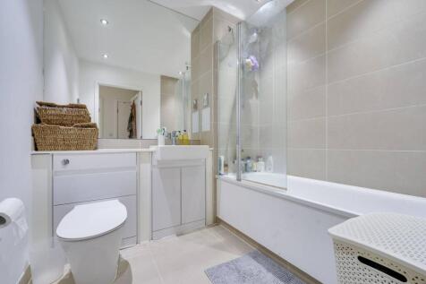 Gallions Reach, Gallions Reach... 1 bed flat for sale