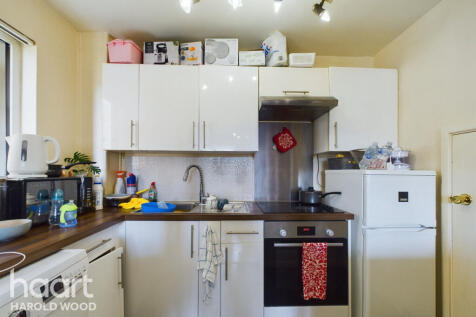 1 bedroom semi-detached house for sale