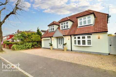 Homeway, Harold Wood 4 bed detached house for sale