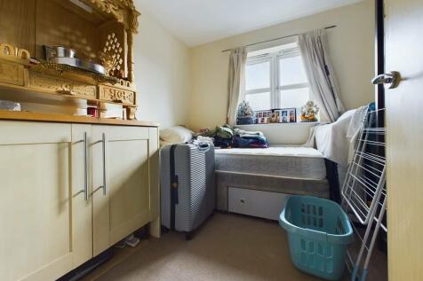 Watergate Court, Leicester, LE3 2 bed flat for sale