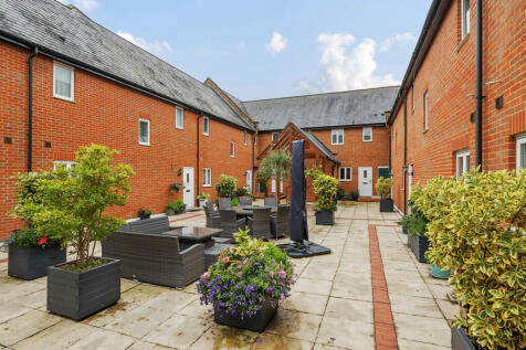 Silk Lane, Reading RG10 2 bed apartment for sale