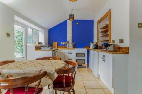 3 bedroom cottage for sale