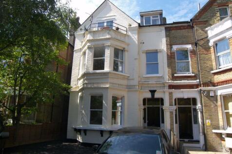 St. Margarets Road, St Margarets 2 bed apartment for sale