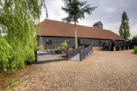 4 bedroom semi-detached house for sale