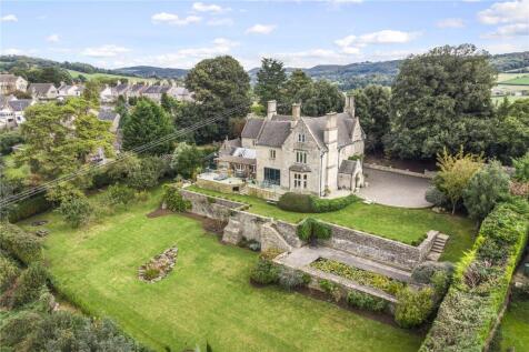 6 bedroom detached house for sale