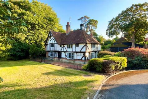 The Green, Bearsted, Maidstone, Kent... 6 bed detached house for sale