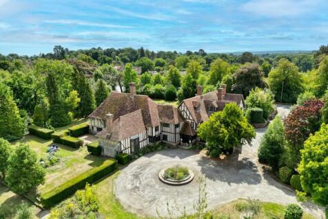 Cranbrook Road, Benenden, Cranbrook... 5 bed equestrian property for sale