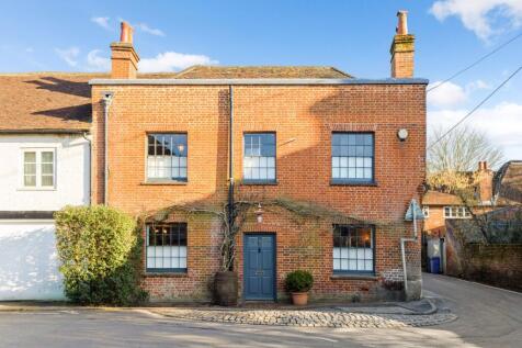 Pankridge Street, Crondall, Farnham... 4 bed semi