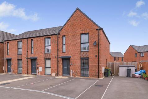 Annealing Grove, Glan Llyn, Newport 3 bed terraced house for sale