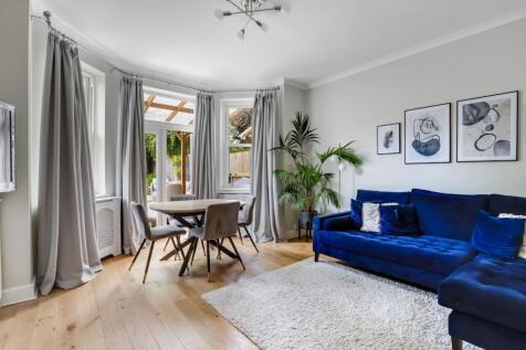 Cator Road, London 2 bed flat for sale