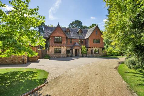 7 bedroom detached house for sale