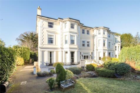 Clarence Road, Tunbridge Wells, Kent... 2 bed apartment for sale