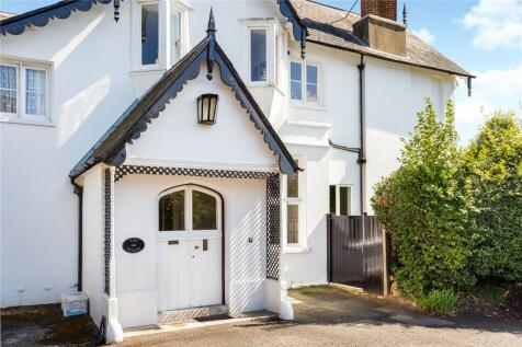 Nevill Park, Tunbridge Wells, Kent, TN4 2 bed apartment for sale