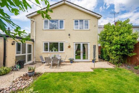 Midway Close, Abergavenny NP7 4 bed detached house for sale