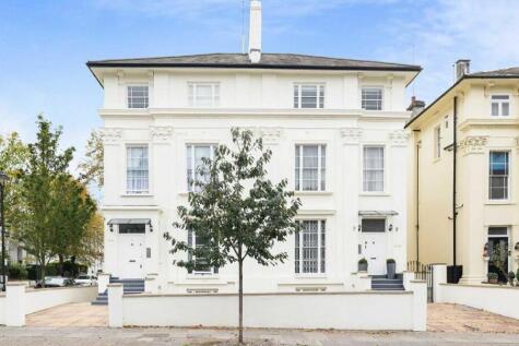 Abbey Road, London NW8 3 bed flat for sale