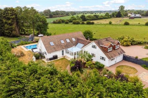 New Road, Maulden, Bedford, MK45 6 bed detached house for sale