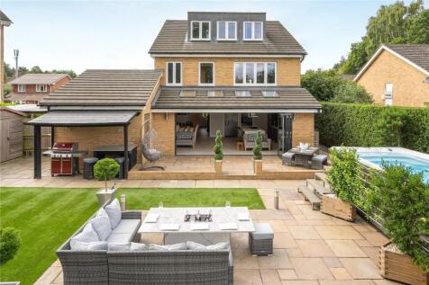 Cedar Drive, Sunningdale, Berkshire, SL5 4 bed detached house for sale