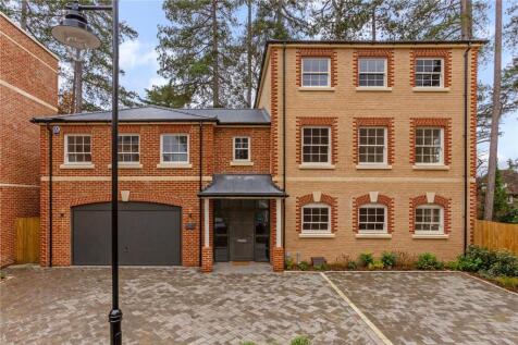 Scholars Row, Ascot, Berkshire, SL5 5 bed detached house for sale