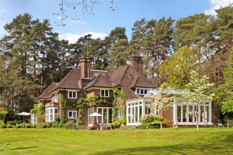 Swinley Road, Ascot, Berkshire, SL5 7 bed detached house for sale