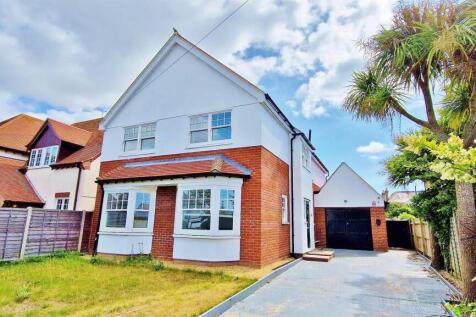 6 bedroom detached house for sale