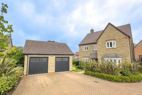 Masons Grove, North Leigh, Witney... 4 bed detached house for sale