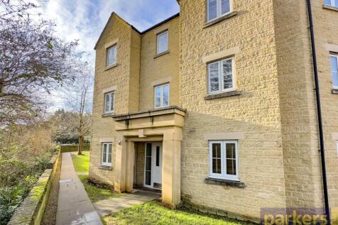 Bathing Place Court, Witney... 2 bed apartment for sale