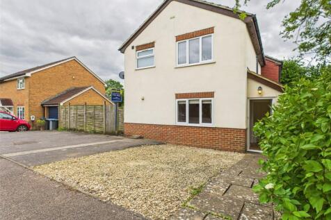 Speyside Close, Carterton... 1 bed semi