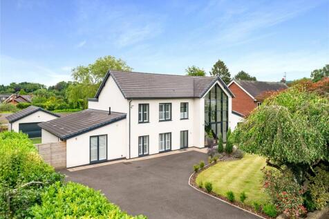 5 bedroom detached house for sale